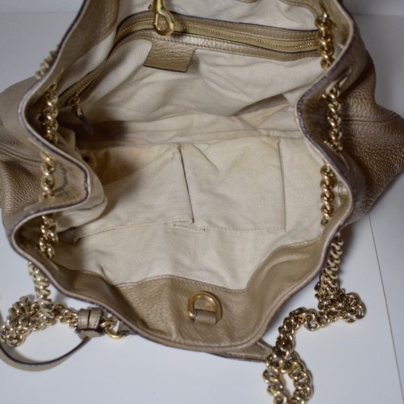 | GUCCI | Metallic | Pebbled- Calfskin| Medium Bag - Picture 12 of 16